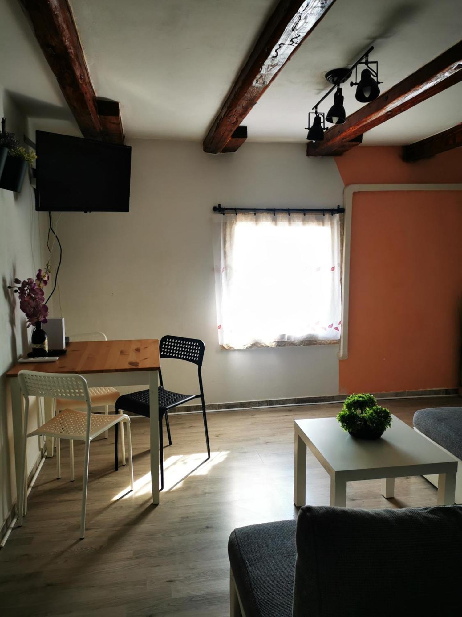 Attica Apartment Пула Екстер'єр фото